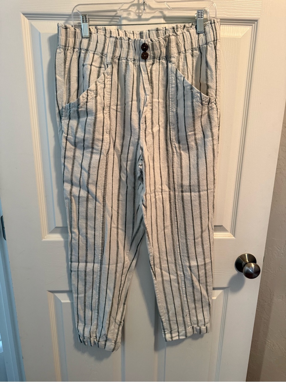 Striped Linen ankle pants